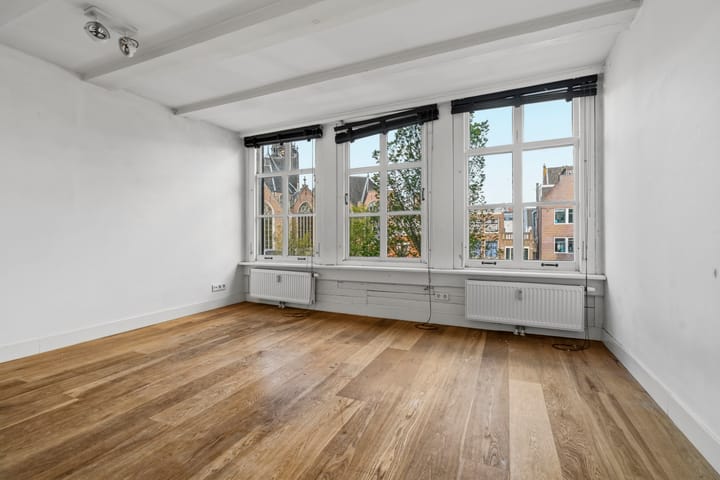 Photo 3 of Oudezijds Voorburgwal 43-G