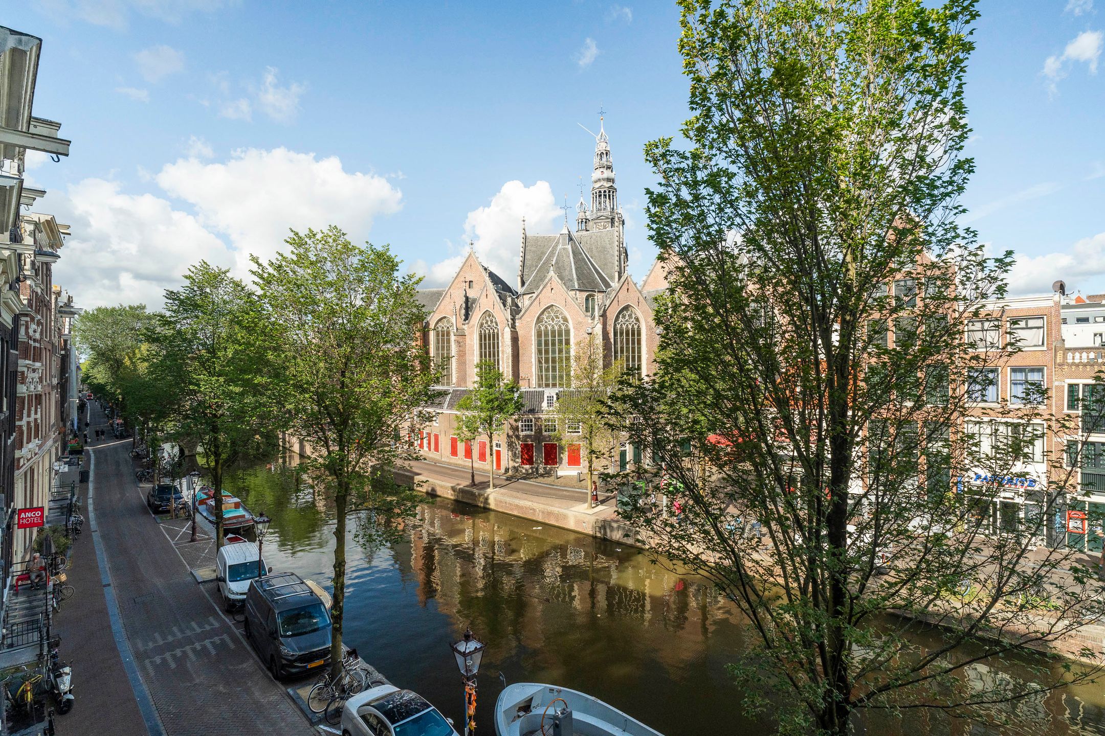 Foto 9 van Oudezijds Voorburgwal 43-G