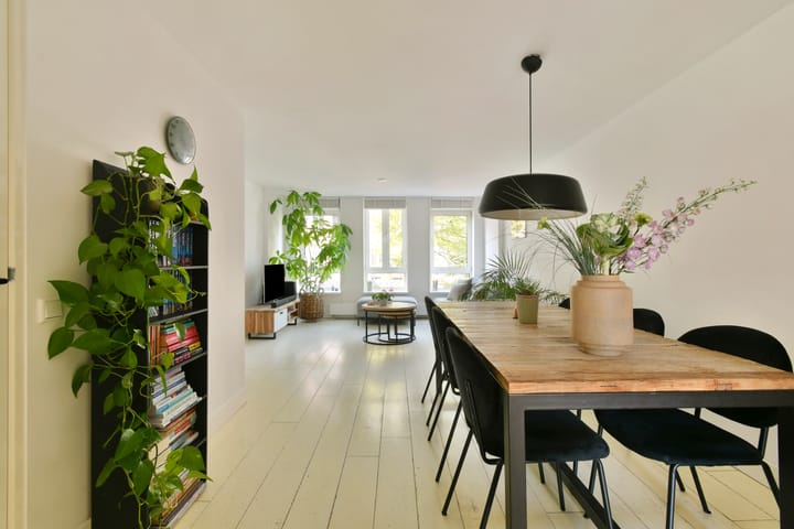 Photo 4 of Jan Pieter Heijestraat 83-A