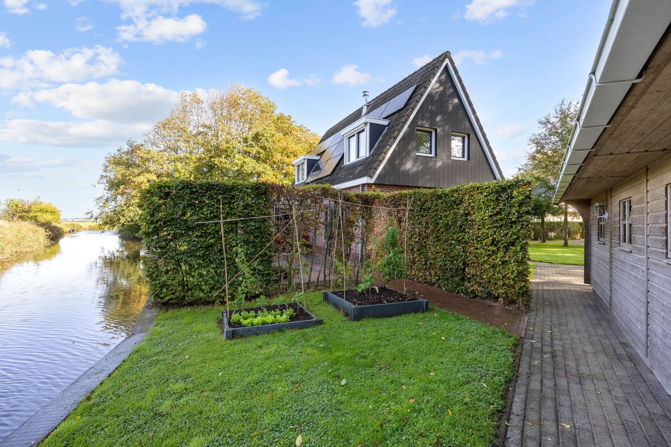 Photo 39 of Hoofdweg 24