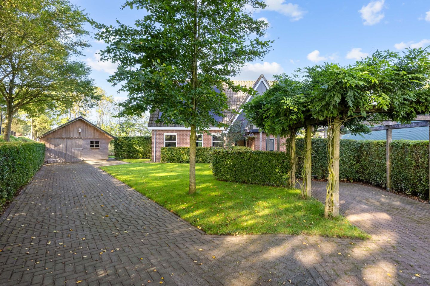 Photo 14 of Hoofdweg 24