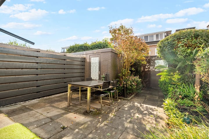 Tussenwoning te koop: Beethovenlaan 100, Schagen