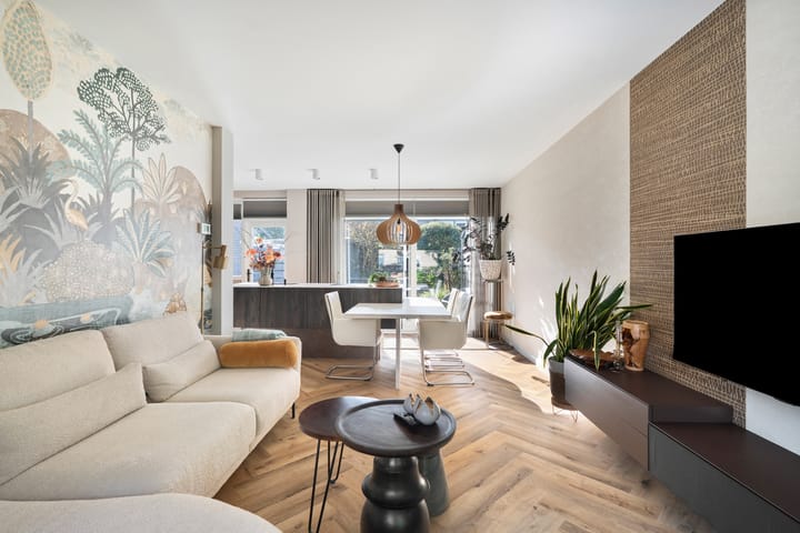 Tussenwoning te koop: Beethovenlaan 100, Schagen