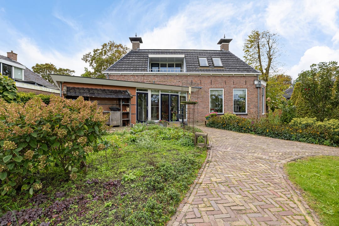 Photo 47 of Van Eysingaleane 8