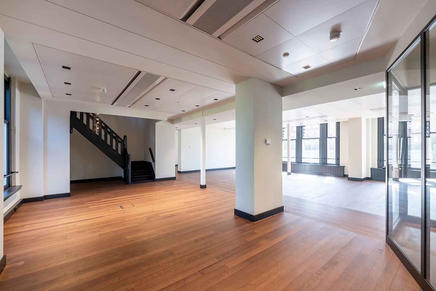 Bekijk foto 5 van Raadhuisstraat 46-50