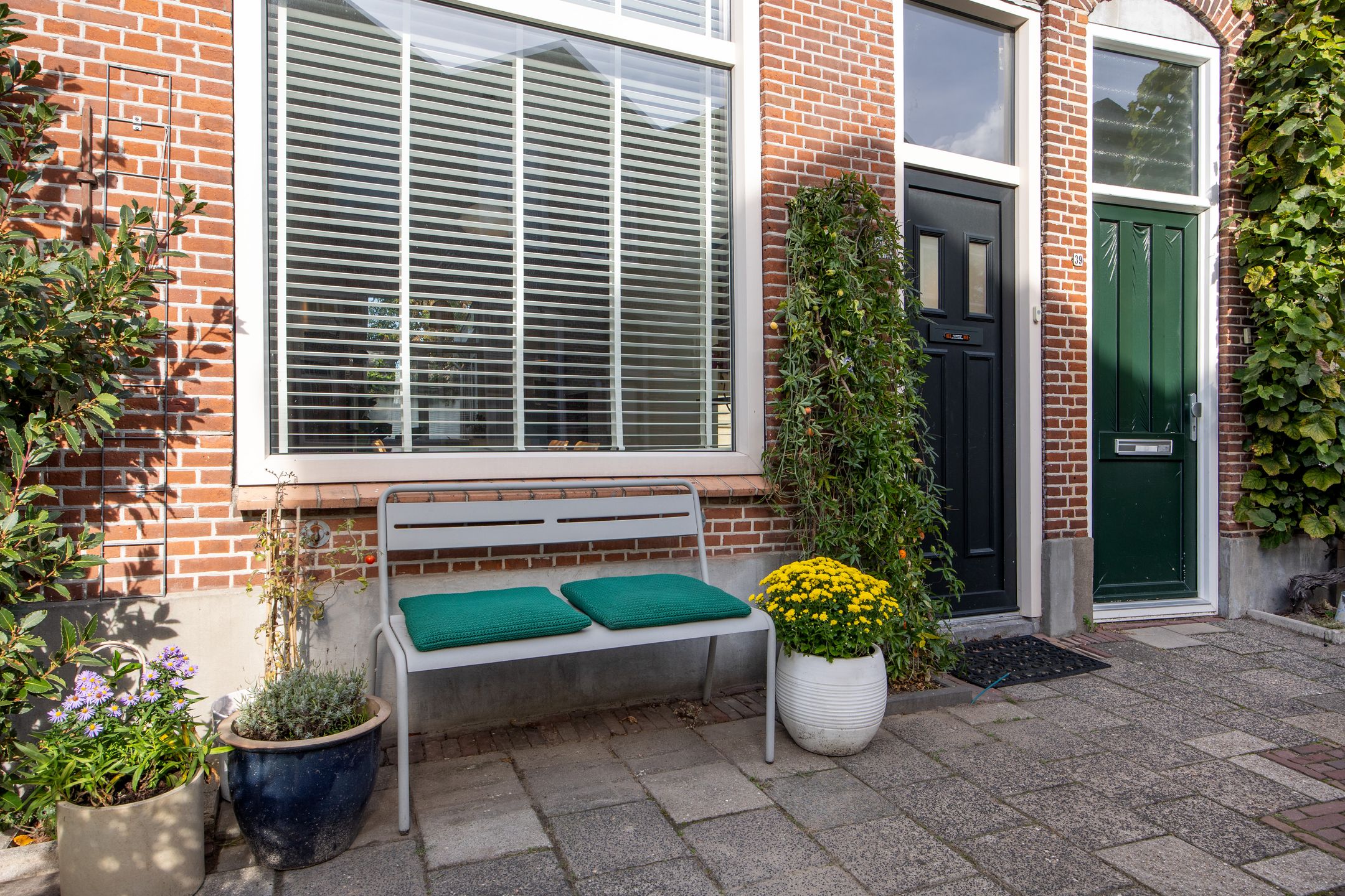 Photo 21 of Waardstraat 37
