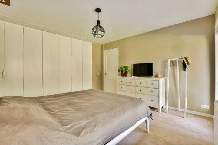 Twee-onder-één-kap te koop: Platolaan 75, Zeist