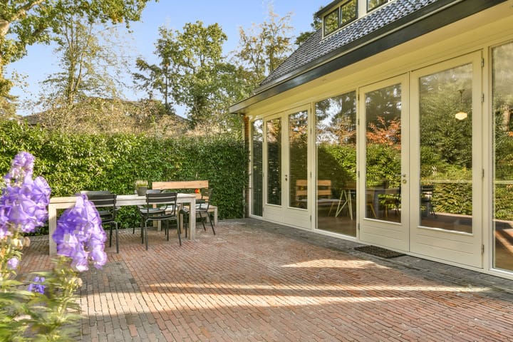 Twee-onder-één-kap te koop: Platolaan 75, Zeist