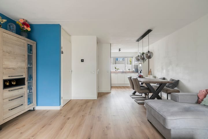 Tussenwoning te koop: Texelstraat 69, Almere