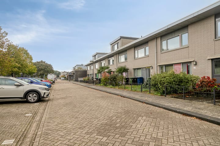 Tussenwoning te koop: Texelstraat 69, Almere