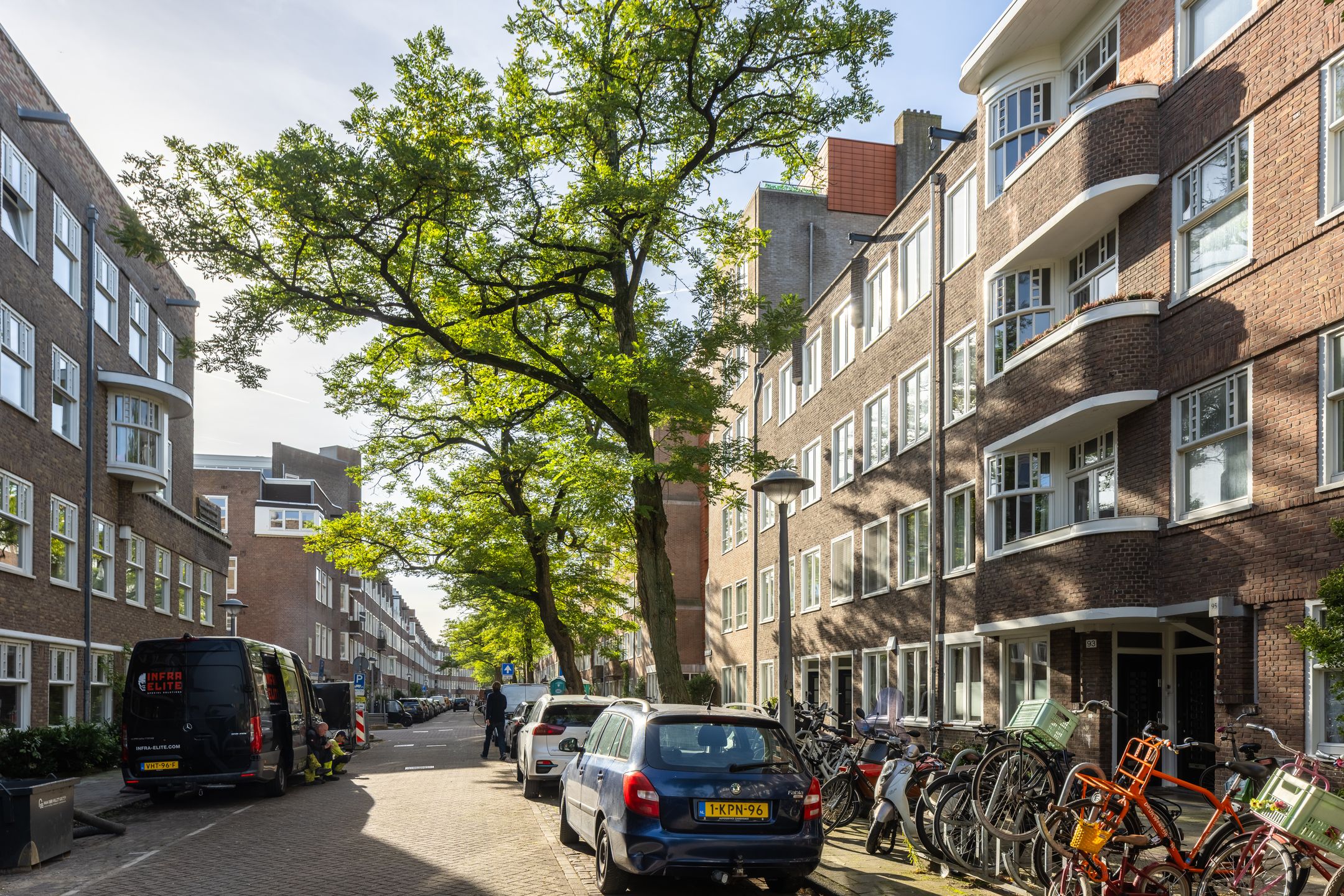 Photo 27 of Van Spilbergenstraat 91