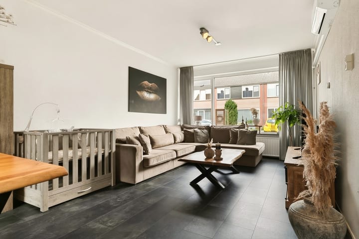 Foto 4 van Constantijnstraat 89