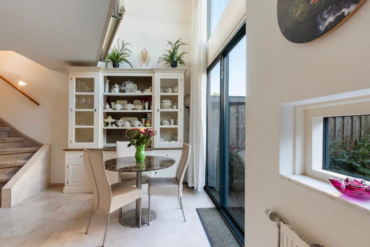 Tussenwoning te koop: Balsa 198, Dordrecht