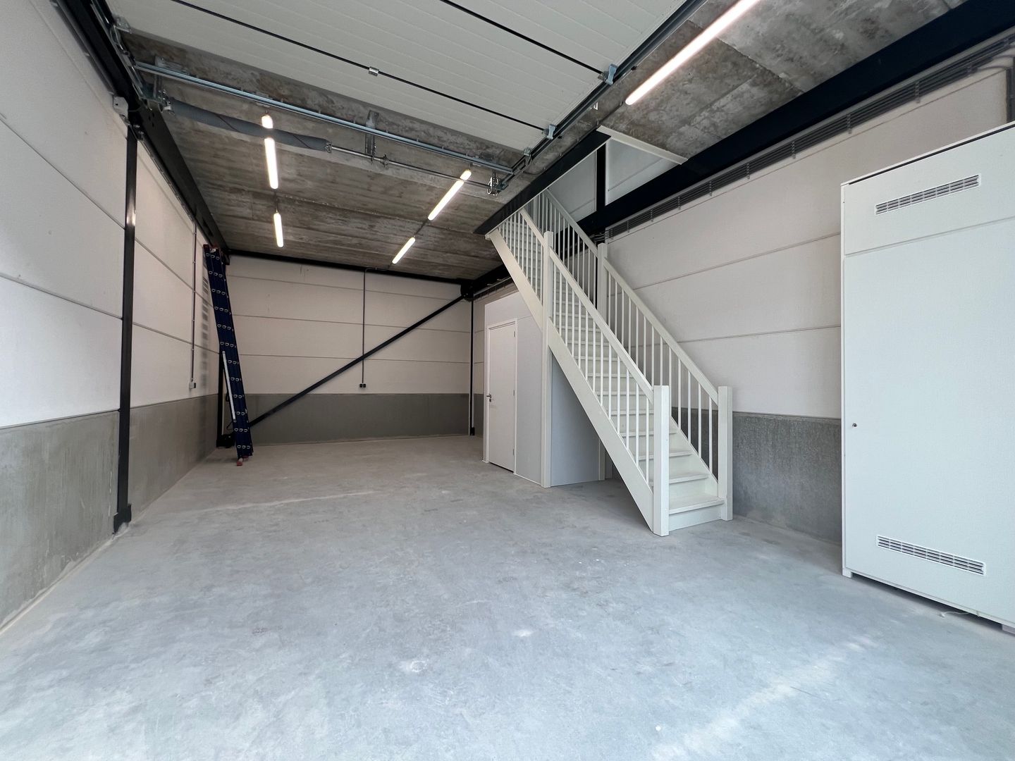 View photo 4 of Kolenbranderstraat 14-m