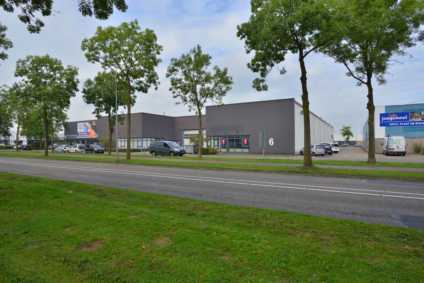 View photo 3 of Wattstraat 2-6