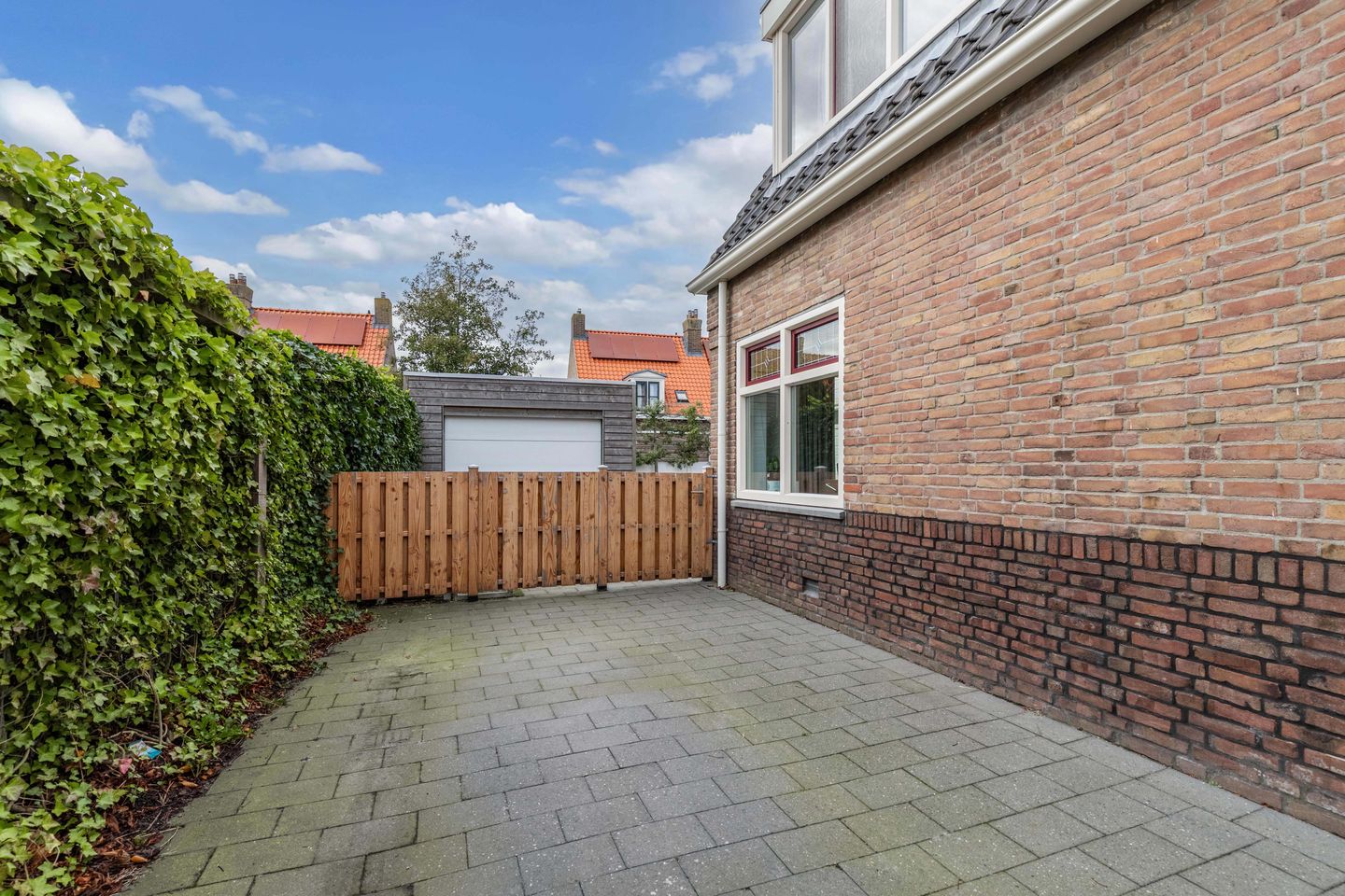 Photo 49 of Kimswerderweg 8