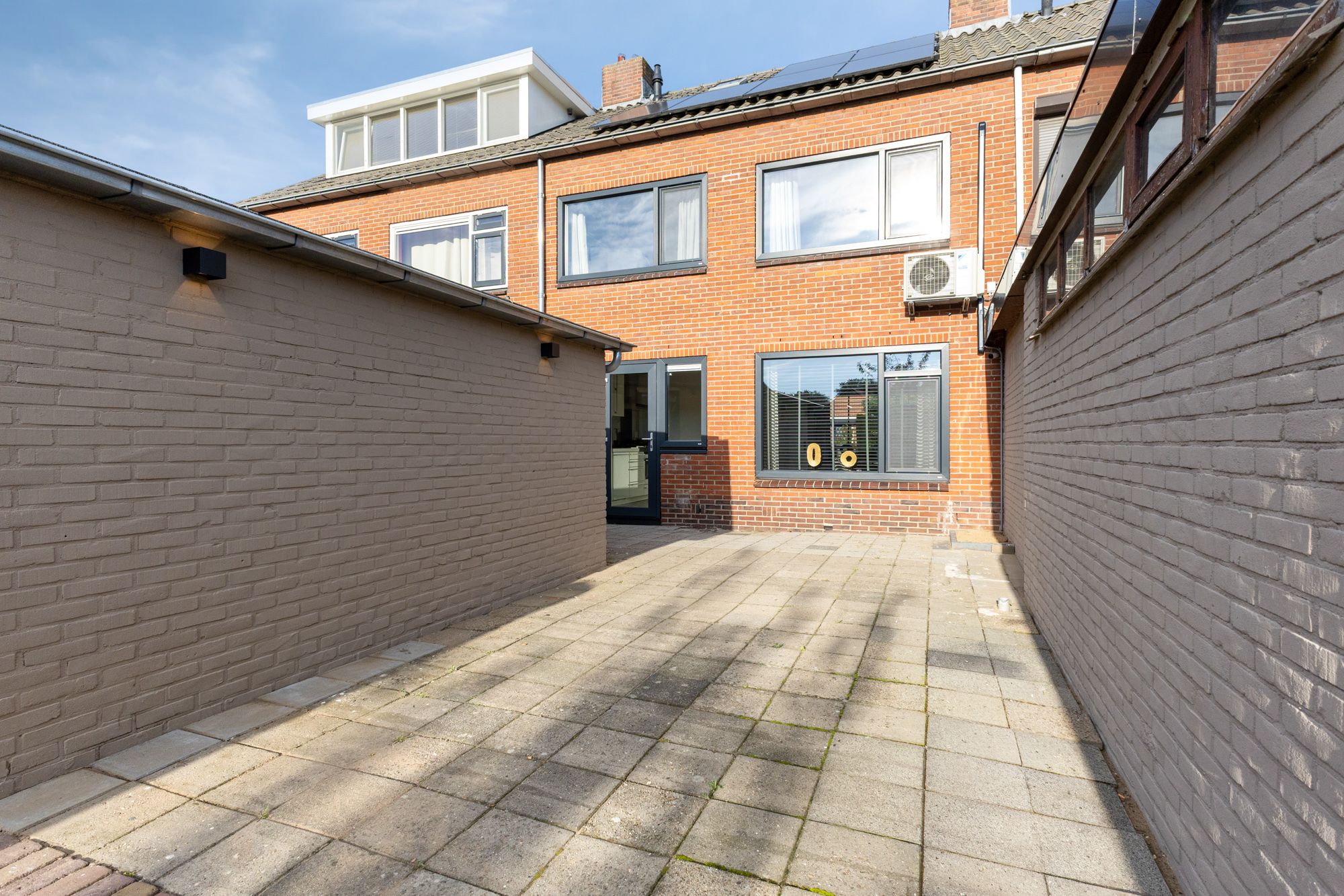 Foto 45 van Pastoor van Angerenstraat 10-F