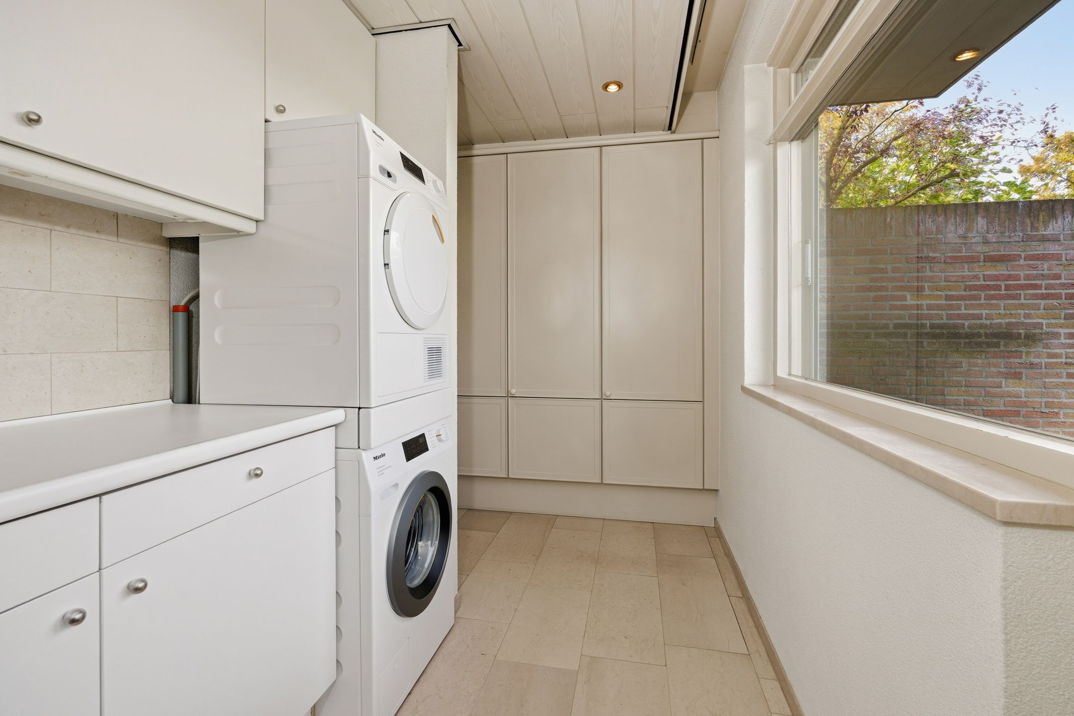 Photo 18 of Weidestraat 29