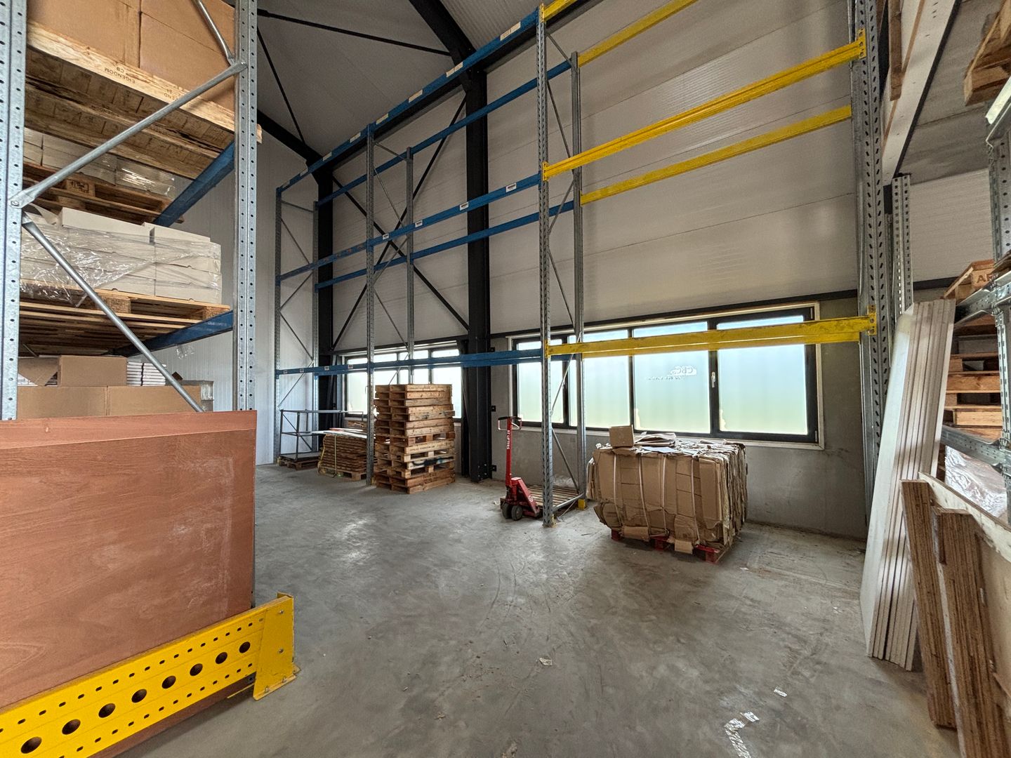 View photo 4 of Wijkersloot 36