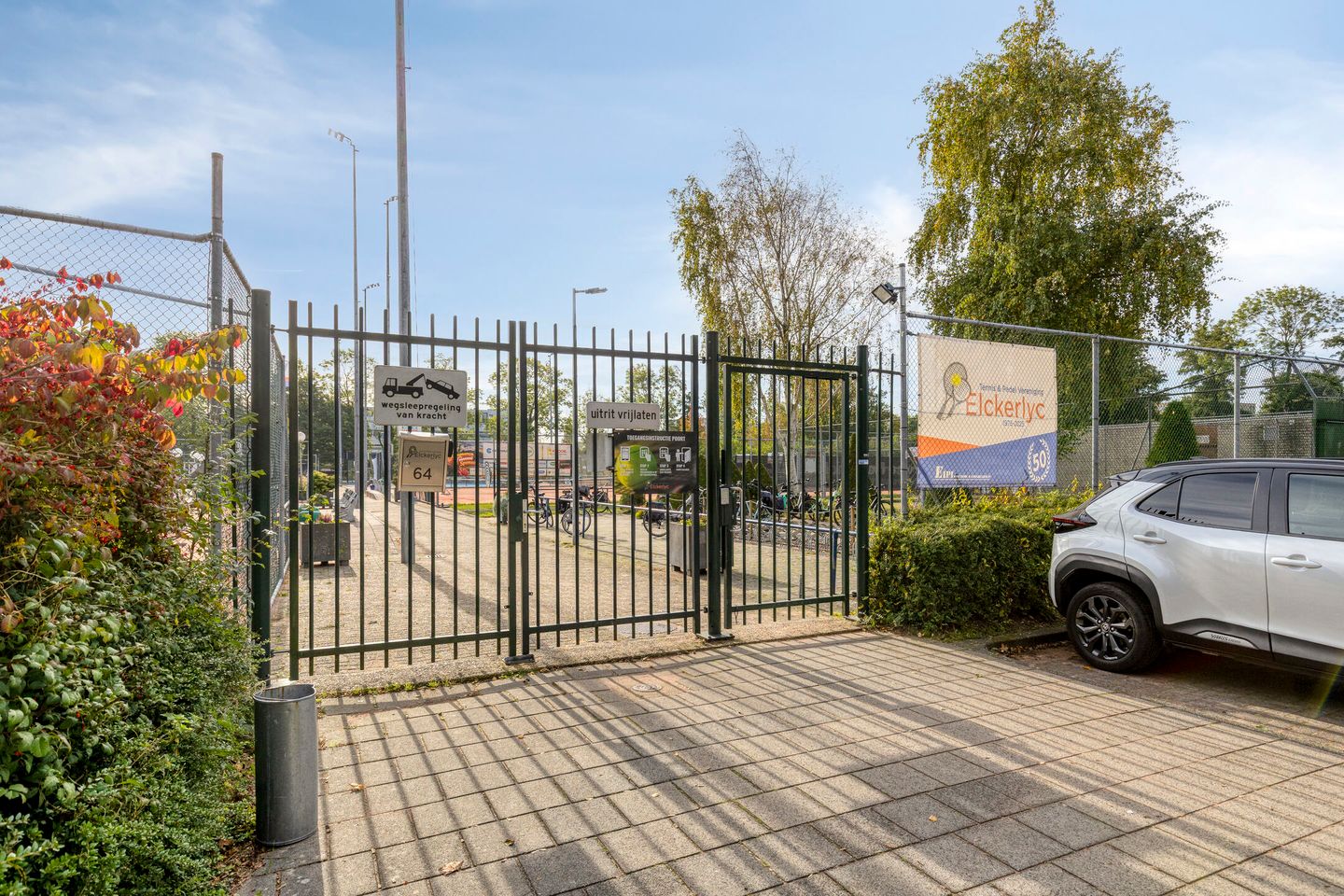 Photo 35 of Van IJsendijkstraat 211