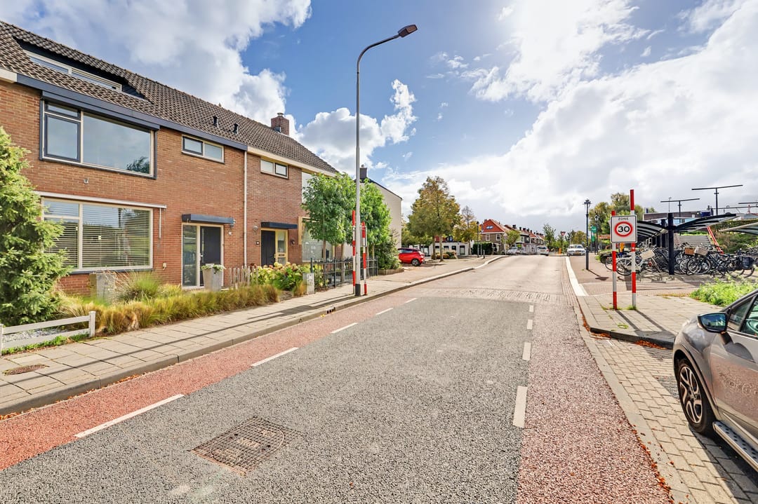 Foto 43 van Spoorstraat 12