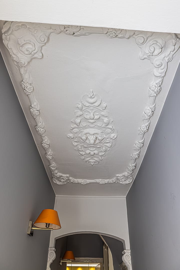 Tussenwoning te koop: Oude Rijn 20, Leiden