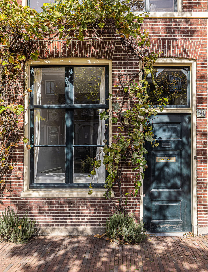 Tussenwoning te koop: Oude Rijn 20, Leiden