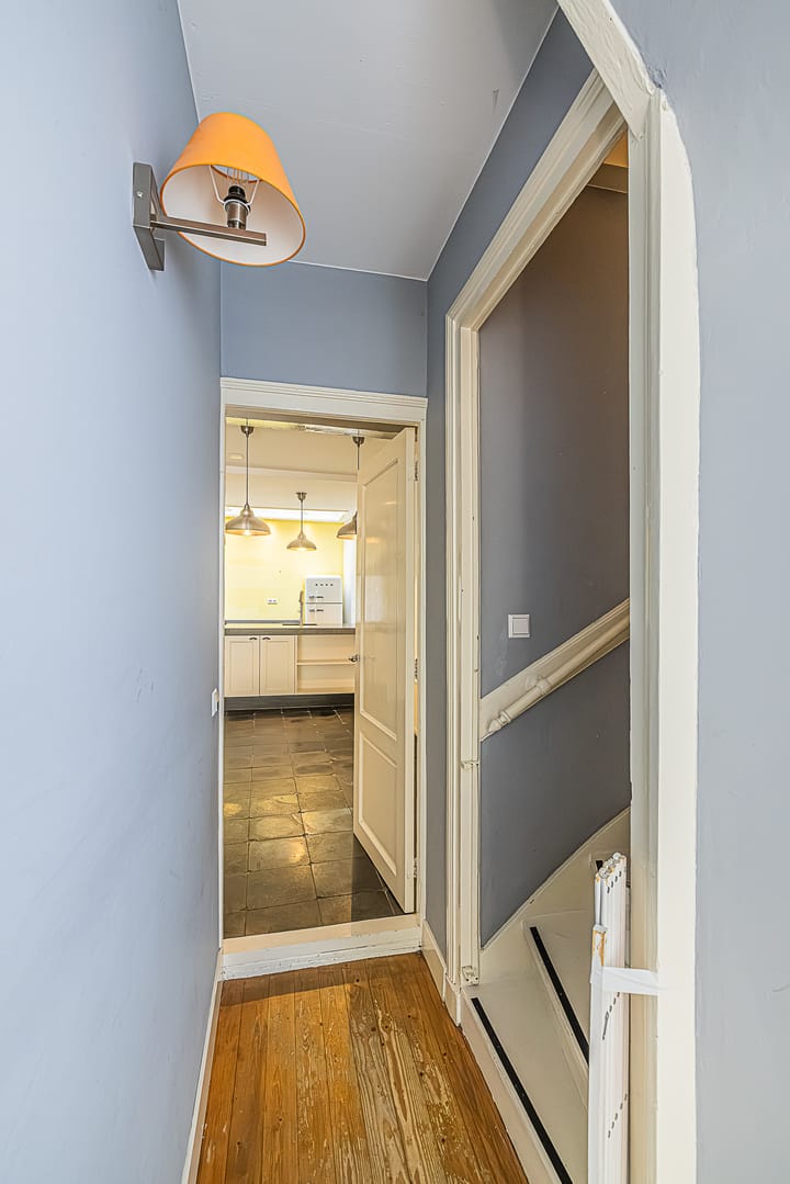 Tussenwoning te koop: Oude Rijn 20, Leiden