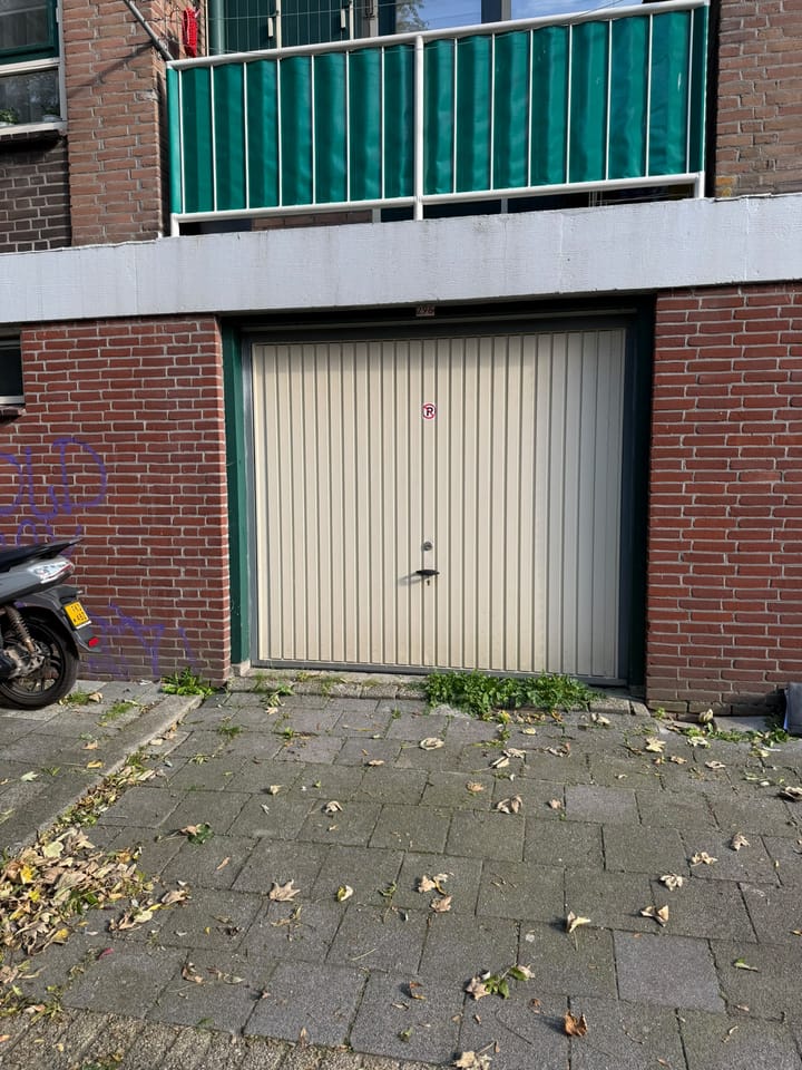 Photo 5 of Roemer Visscherstraat 296