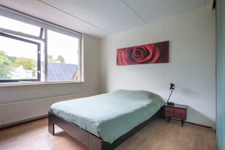 Twee-onder-één-kap te koop: Mussenveld 100, Emmen