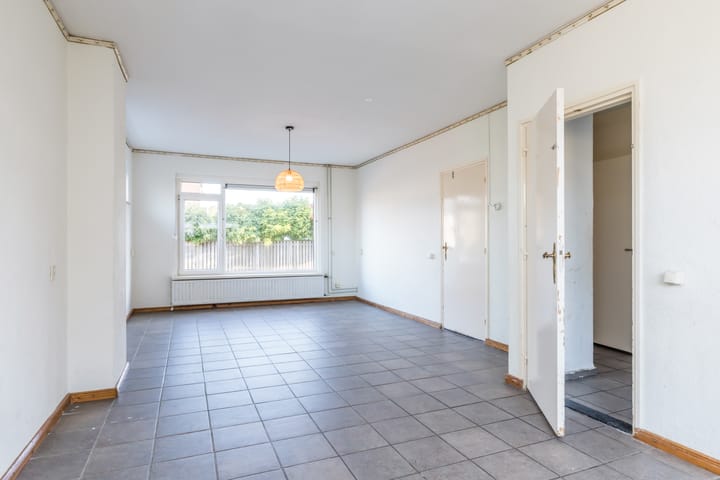 Hoekwoning te koop: Ruys de Beerenbroucklaan 64, Urmond