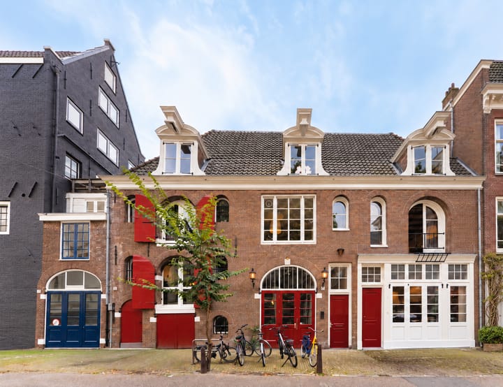 Molenpad 1, Amsterdam