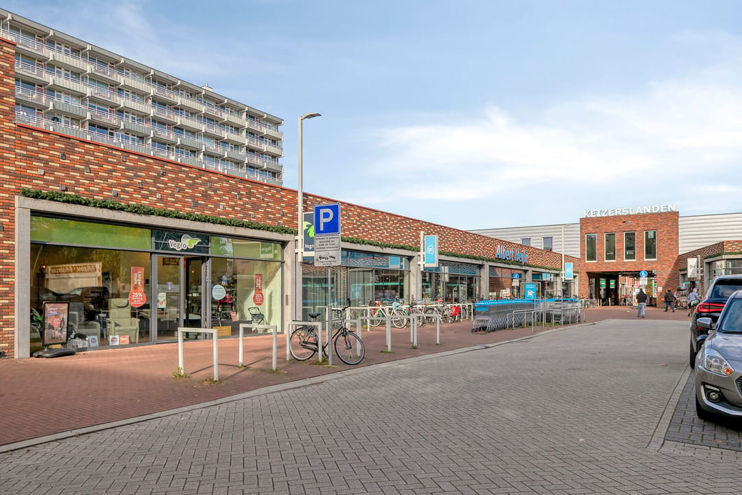 Photo 31 of Karel de Grotelaan 94