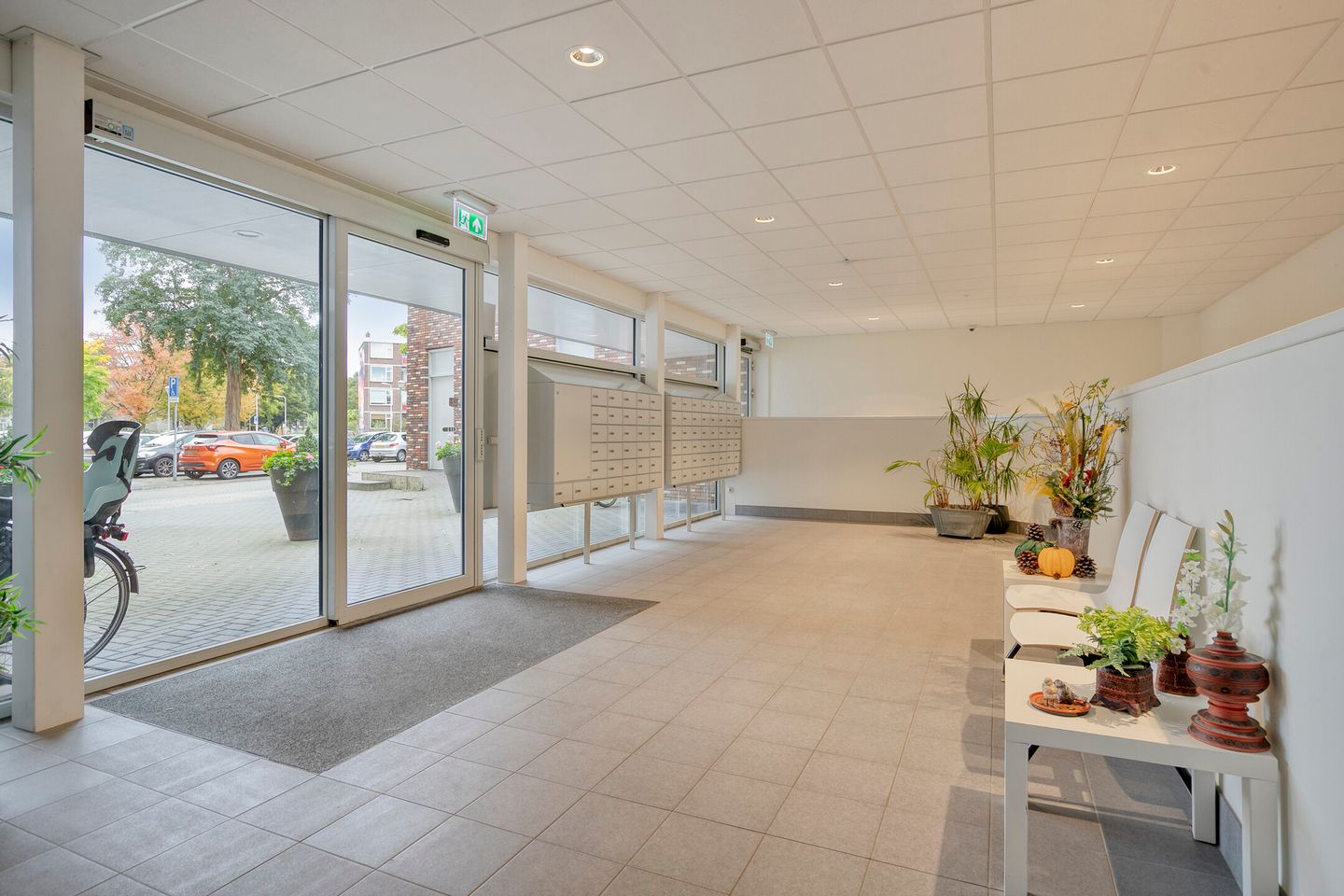 Photo 5 of Karel de Grotelaan 94