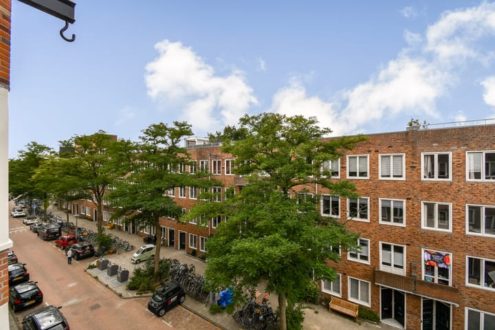 Photo 4 of Van Spilbergenstraat 74-3