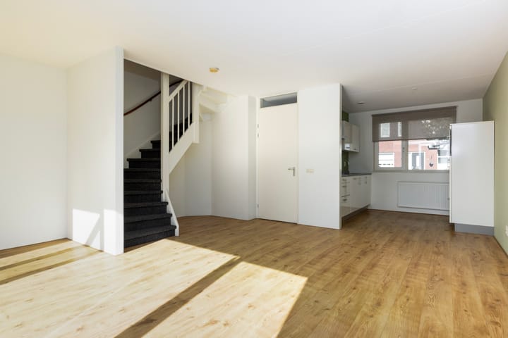 Tussenwoning te koop: Begoniastraat 54, Doetinchem