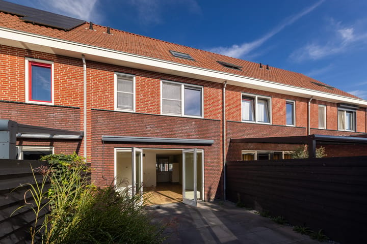 Tussenwoning te koop: Begoniastraat 54, Doetinchem