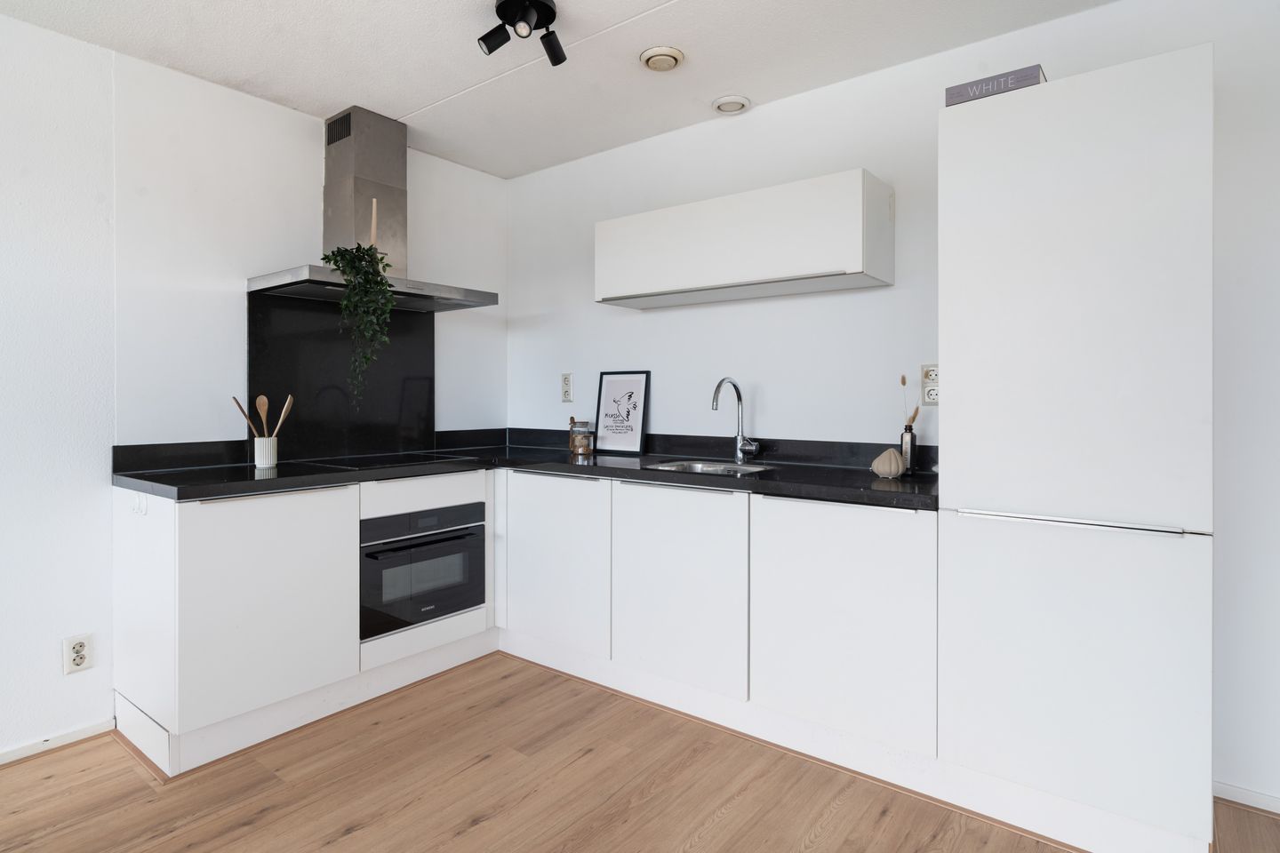 Photo 40 of Philips Willemstraat 119