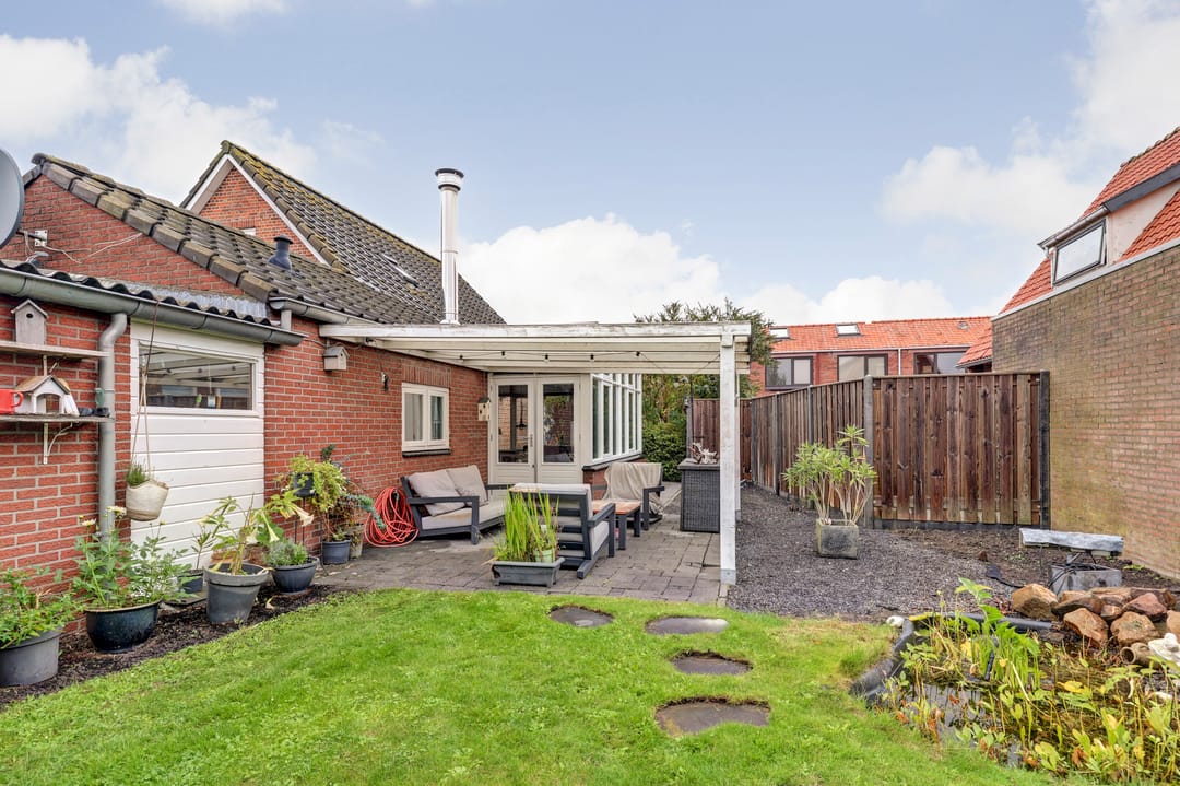 Photo 7 of Emmastraat 14