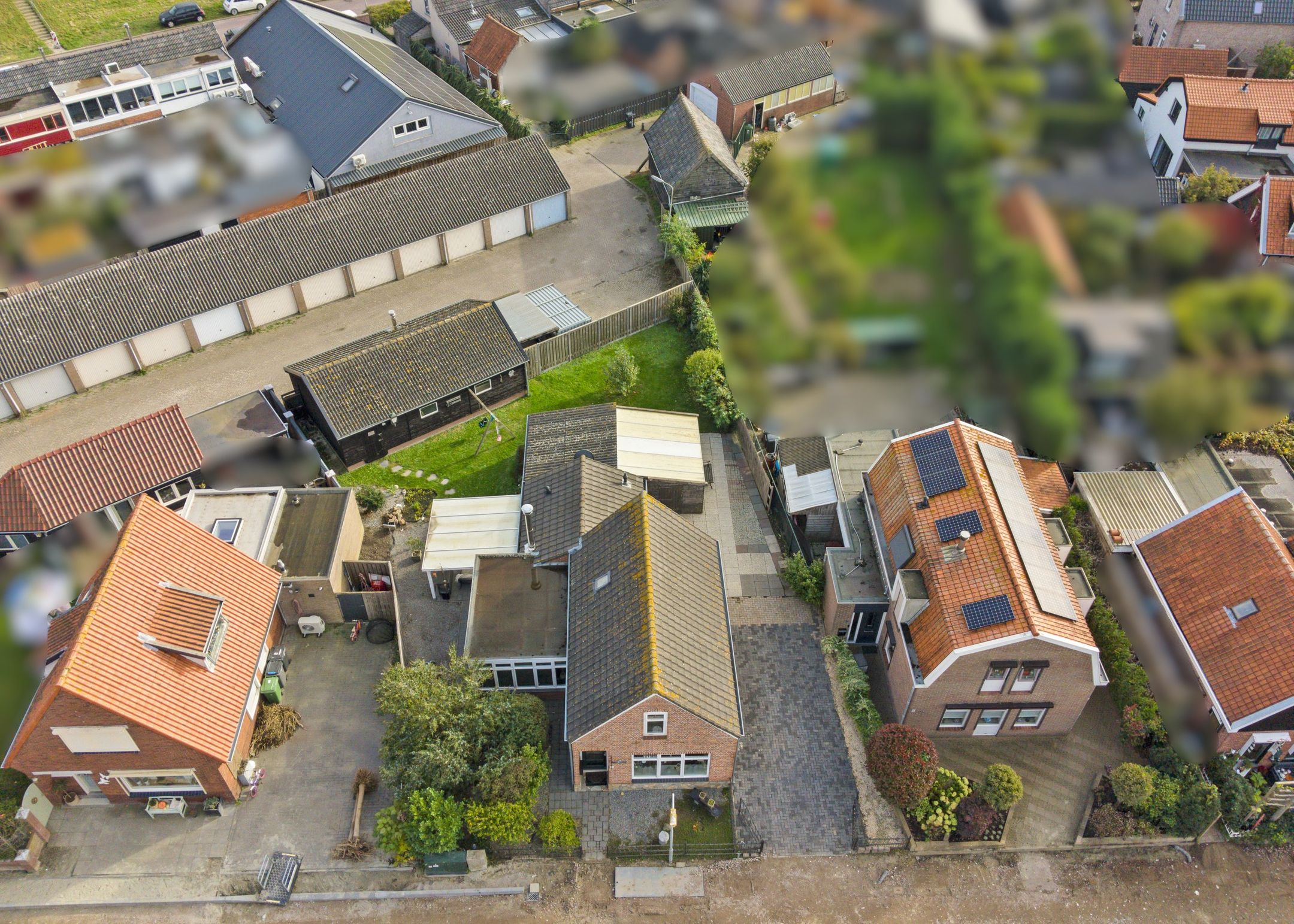 Photo 42 of Emmastraat 14
