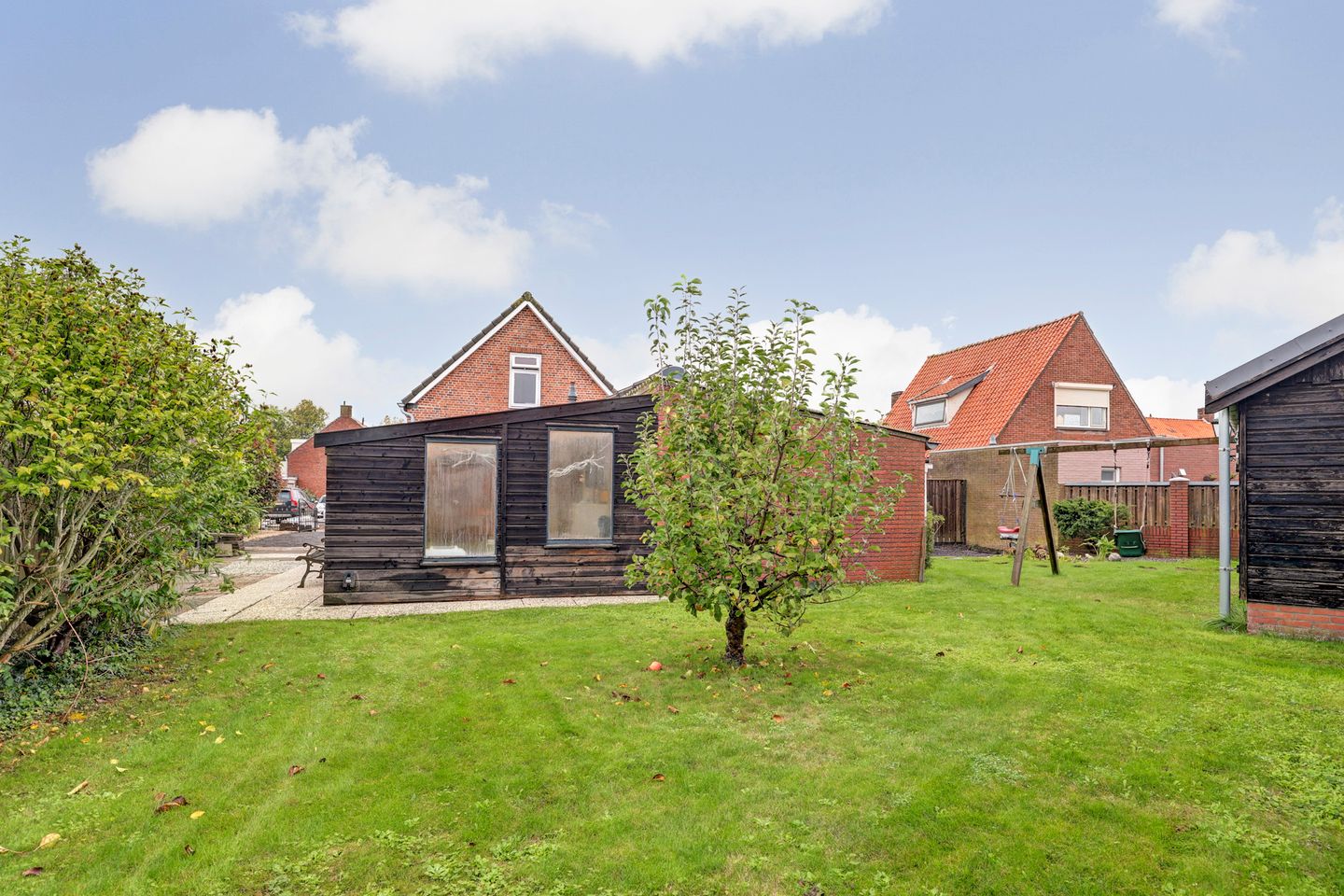 Photo 35 of Emmastraat 14