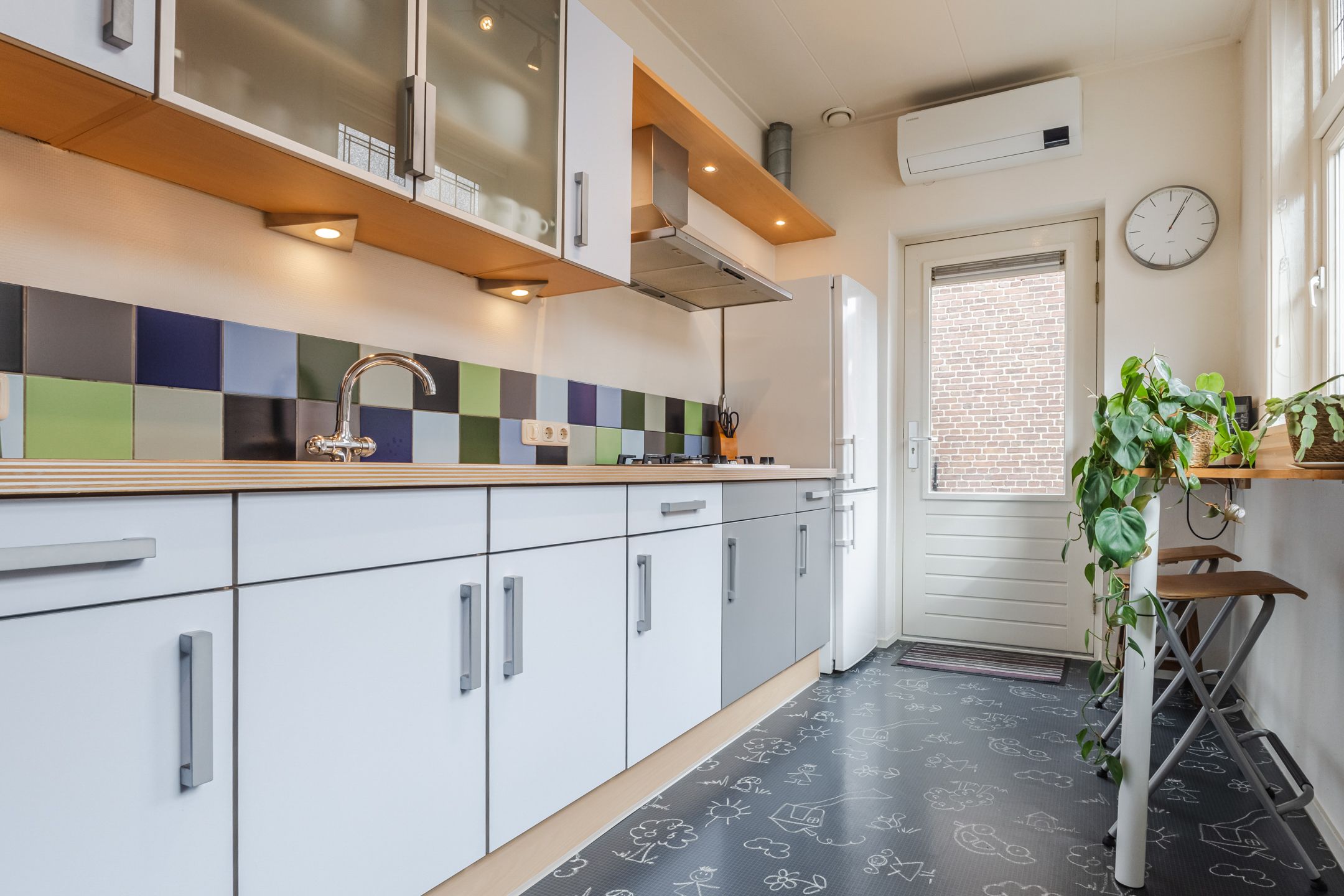 Photo 15 of Molenstraat 1-B
