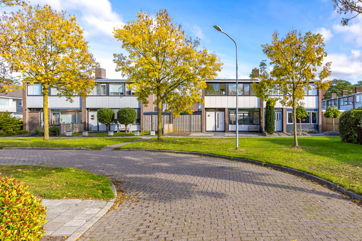 Twee-onder-één-kap te koop: Dr. Poolmanstraat 4, Ter Apel