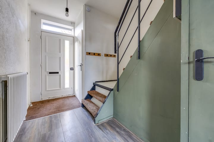Twee-onder-één-kap te koop: Dr. Poolmanstraat 4, Ter Apel