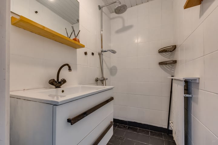 Twee-onder-één-kap te koop: Dr. Poolmanstraat 4, Ter Apel