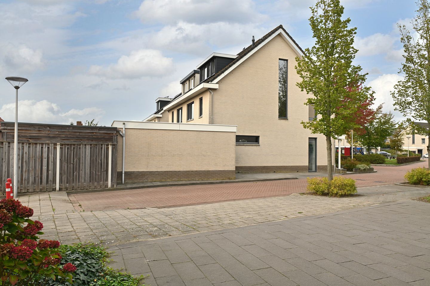 Foto 5 van Hof van Steenbergen 14