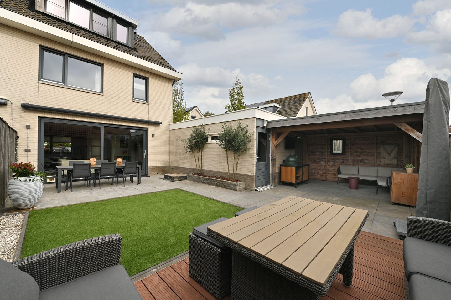 Foto 4 van Hof van Steenbergen 14