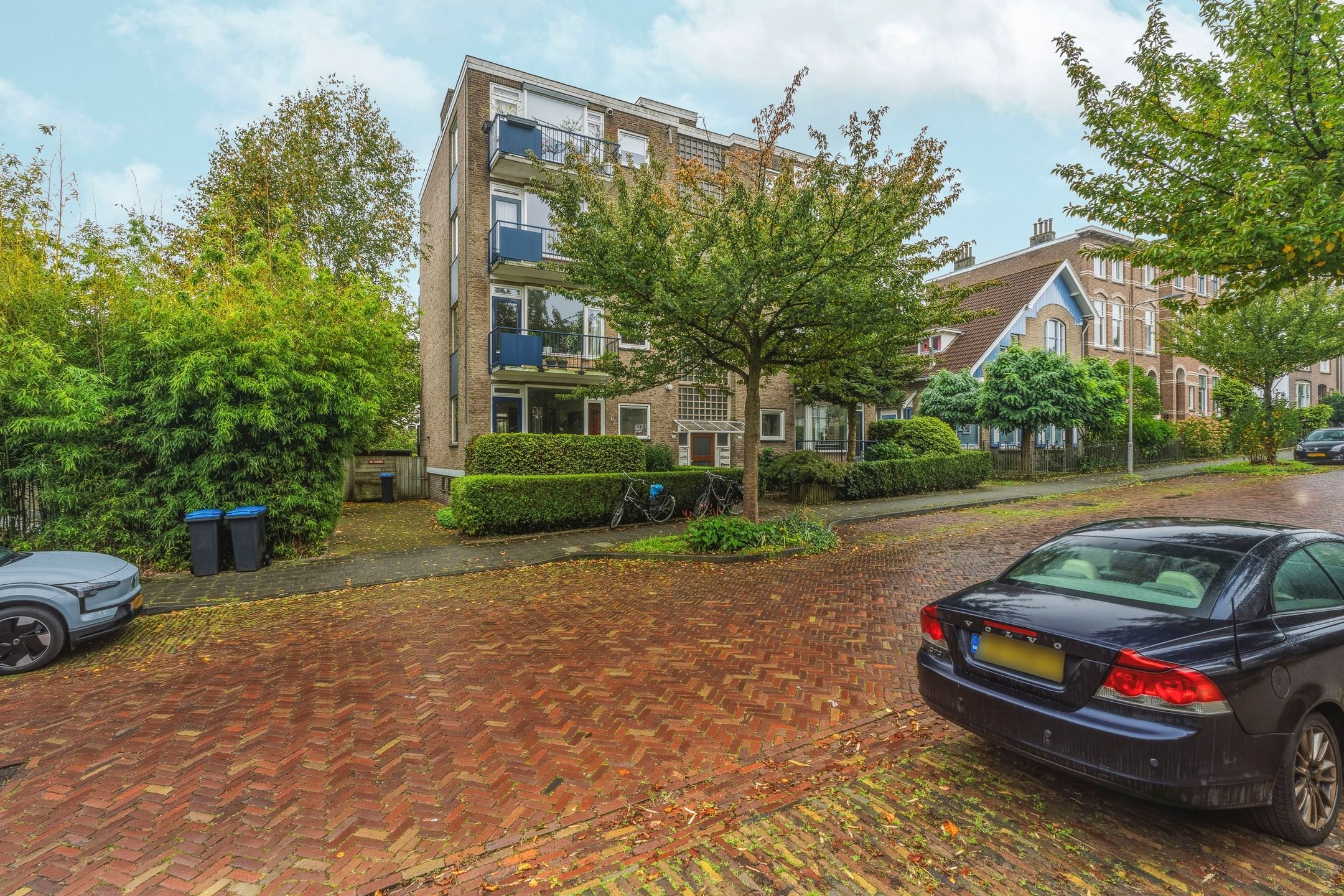 Photo 27 of Burgemeester Weertsstraat 5-1
