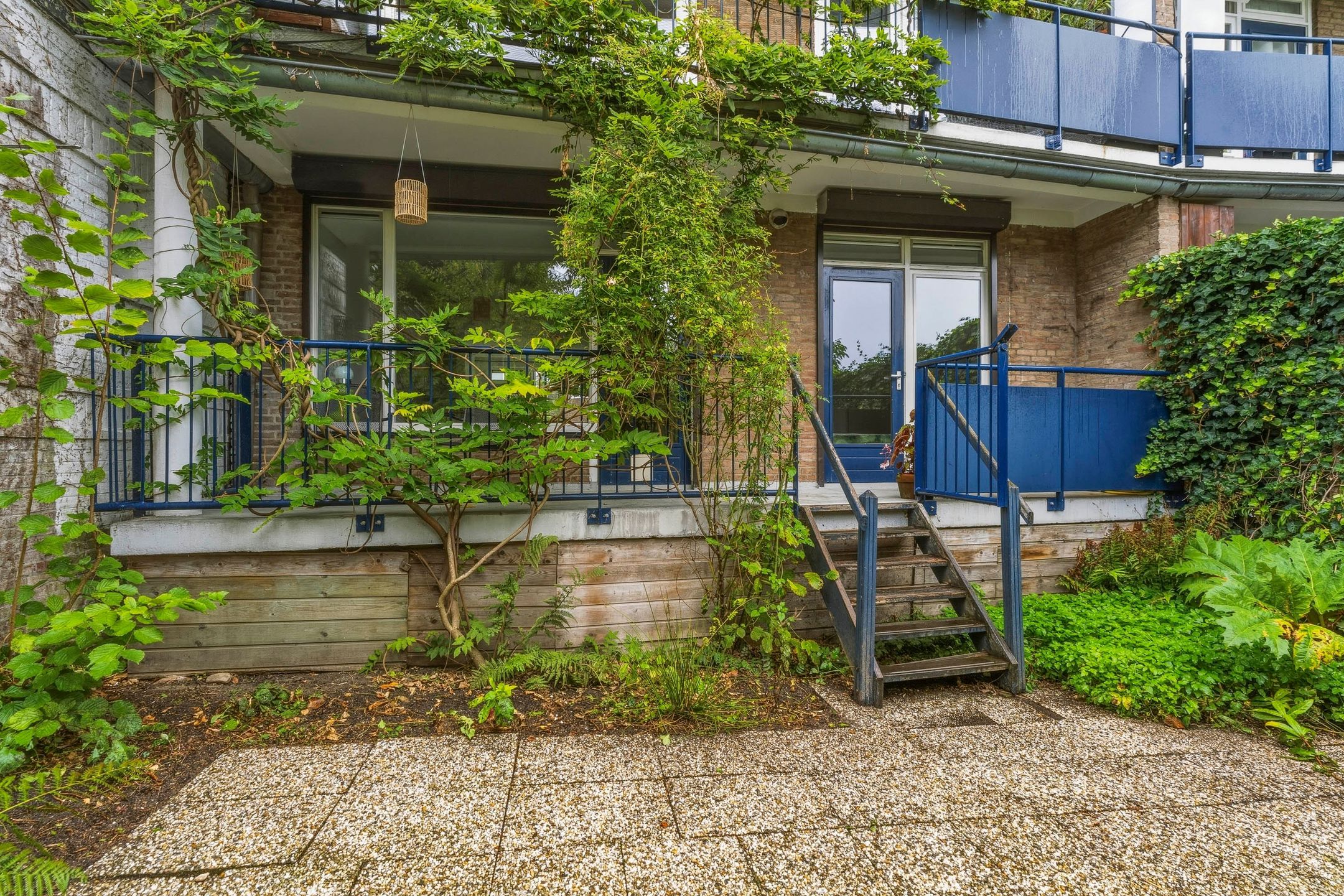 Photo 24 of Burgemeester Weertsstraat 5-1