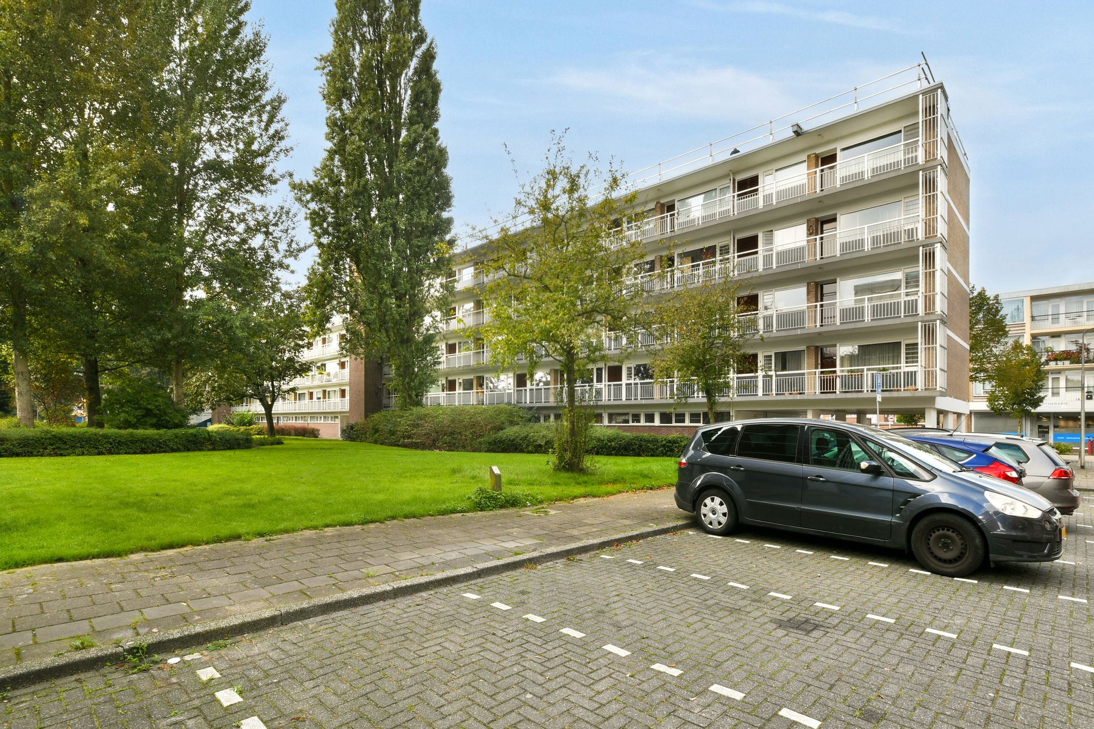 Photo 24 of Lindenlaan 489